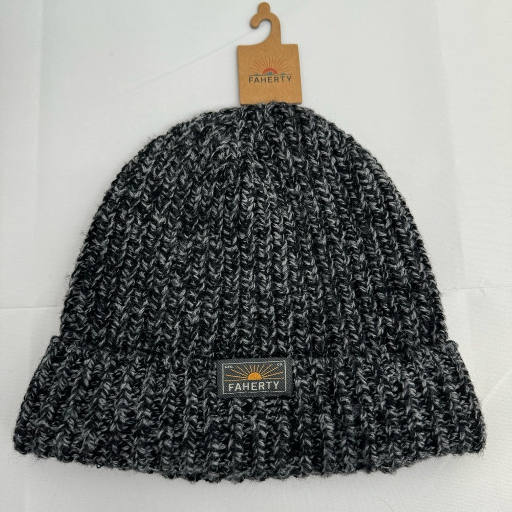 NWT Faherty Beanie Chunky Rib Watch Cap Unisex OS Black NEW